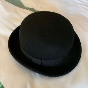Black H&M bowler hat